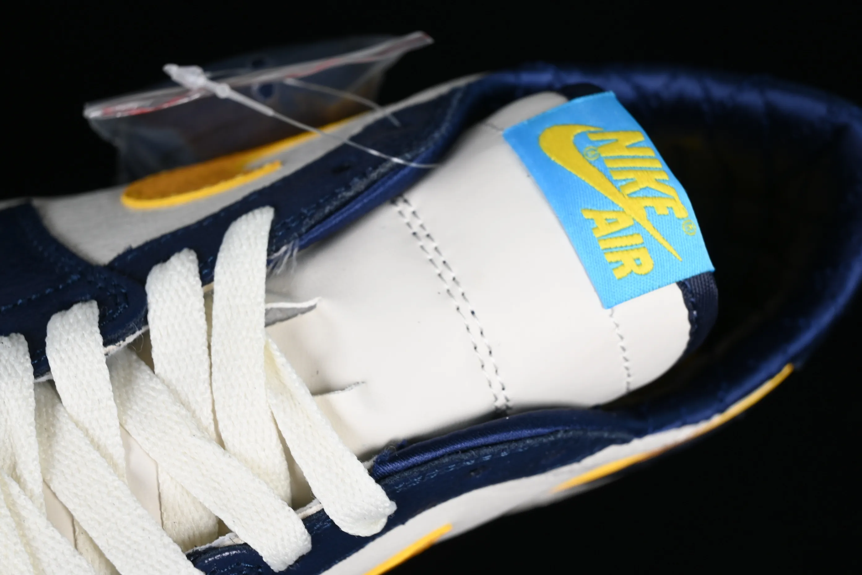 All categories Air Jordan Jordan series basketball shoes Air Jordan 1 Low Air Jordan 1 Low OG AJ1 Joe 1 white blue and yellow hook burst pattern low-top cultural casual sneakers CZ0790-407